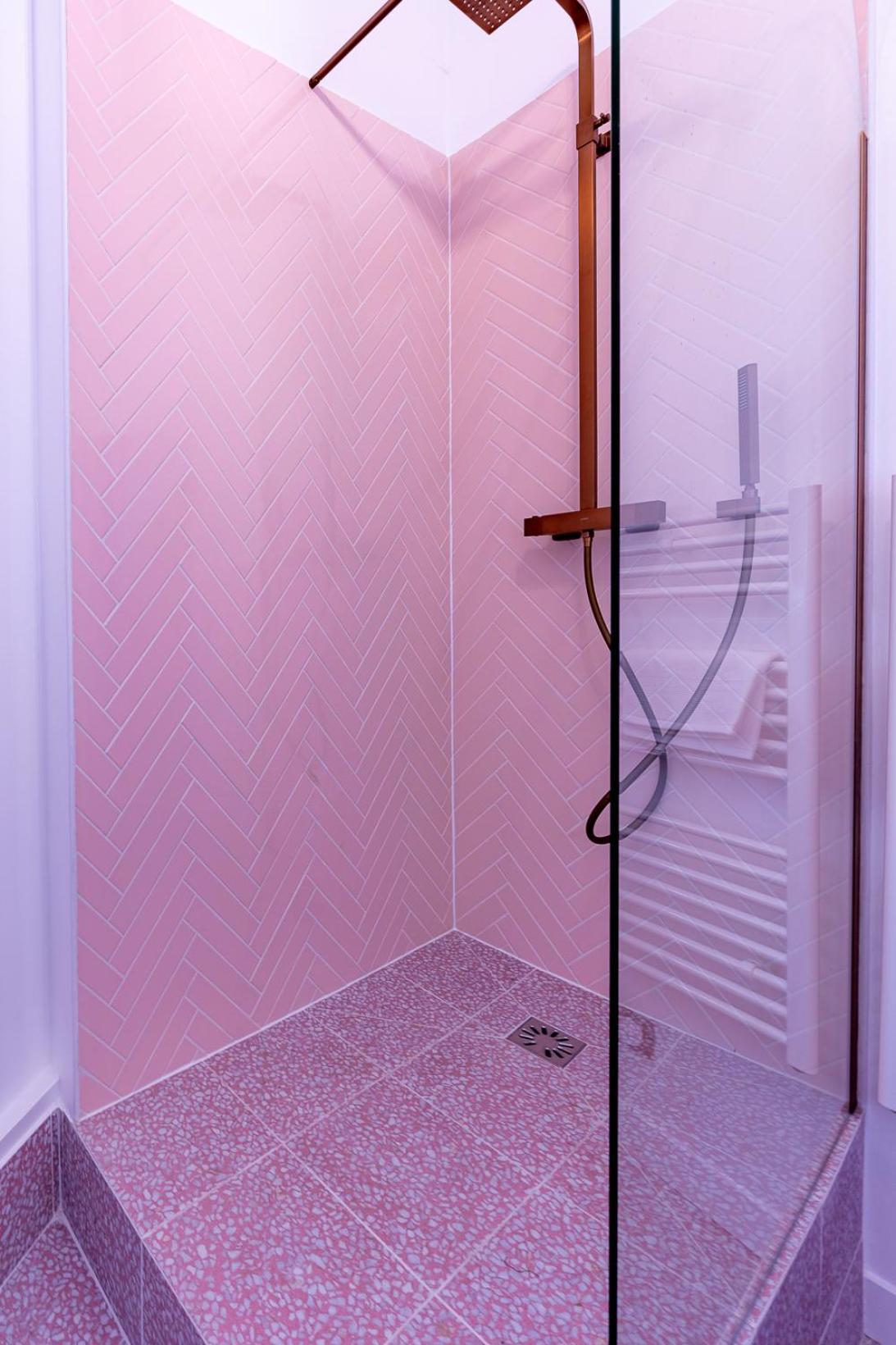 Appartamento Beautiful Modern Barbie Flat In Parigi